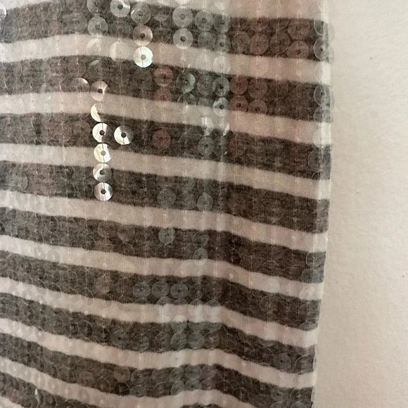 Michael Kors sequin front tank. Size P/M - Picture 4 of 4